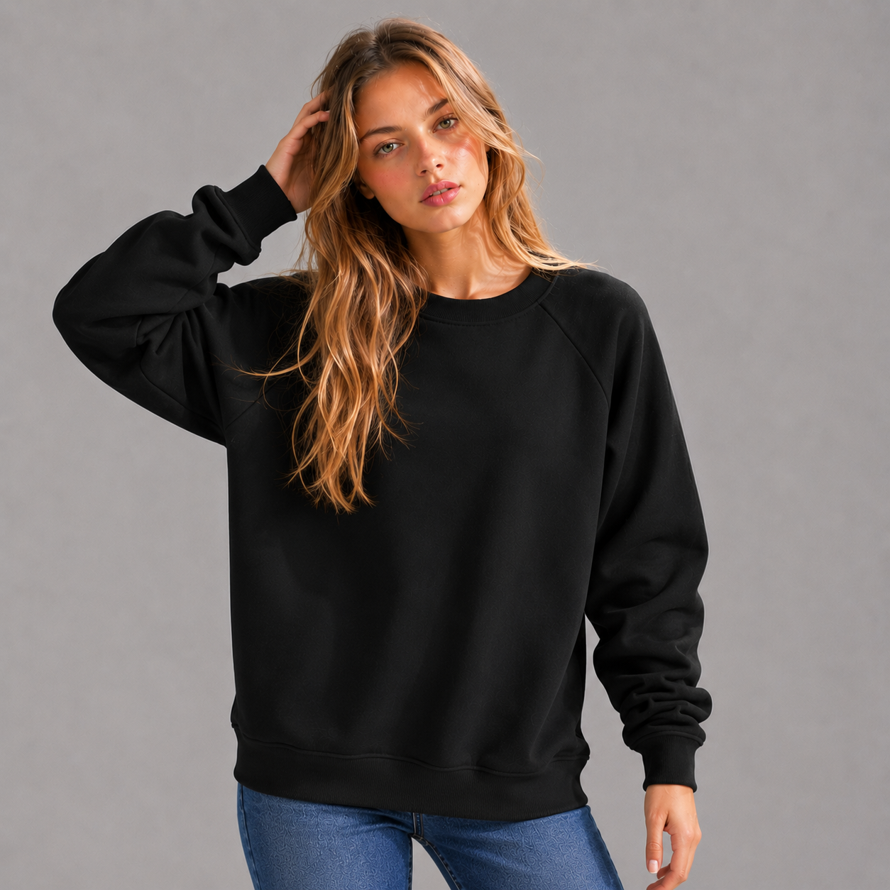 KEYNOO Oversized Crewneck Sweatshirt- Black