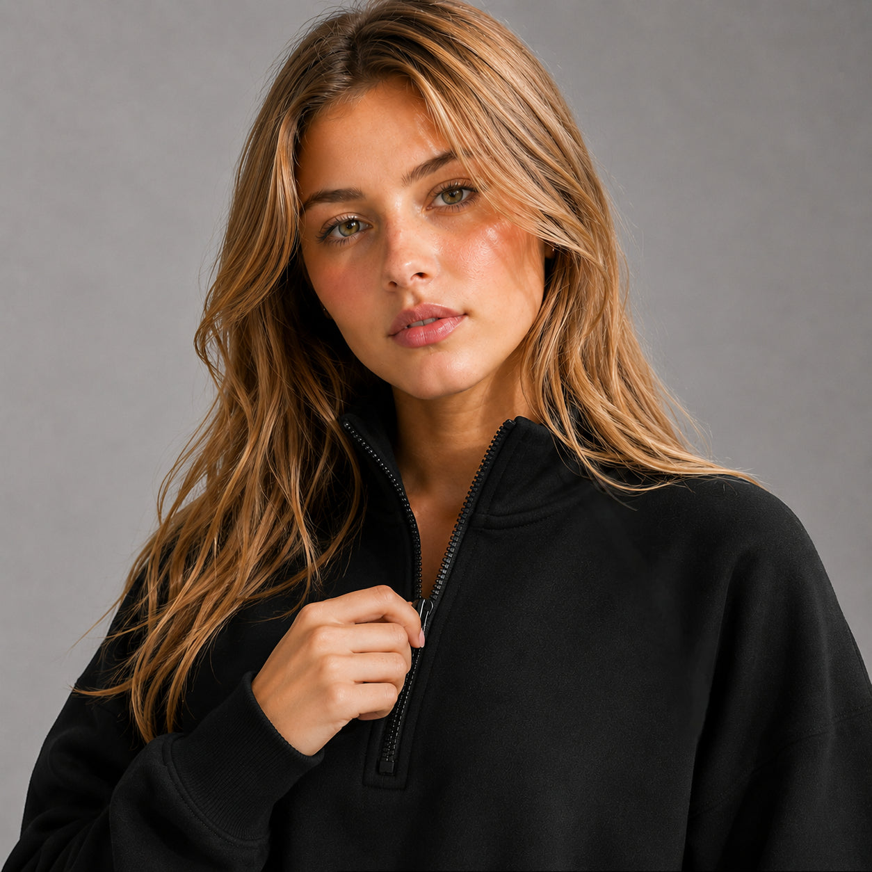 KEYNOO Oversized Quarter Zipper Sweatshirt- Black