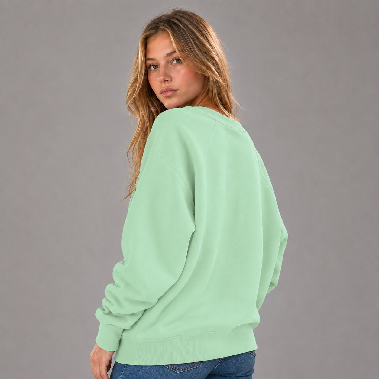 KEYNOO Oversized Crewneck Sweatshirt- Mint